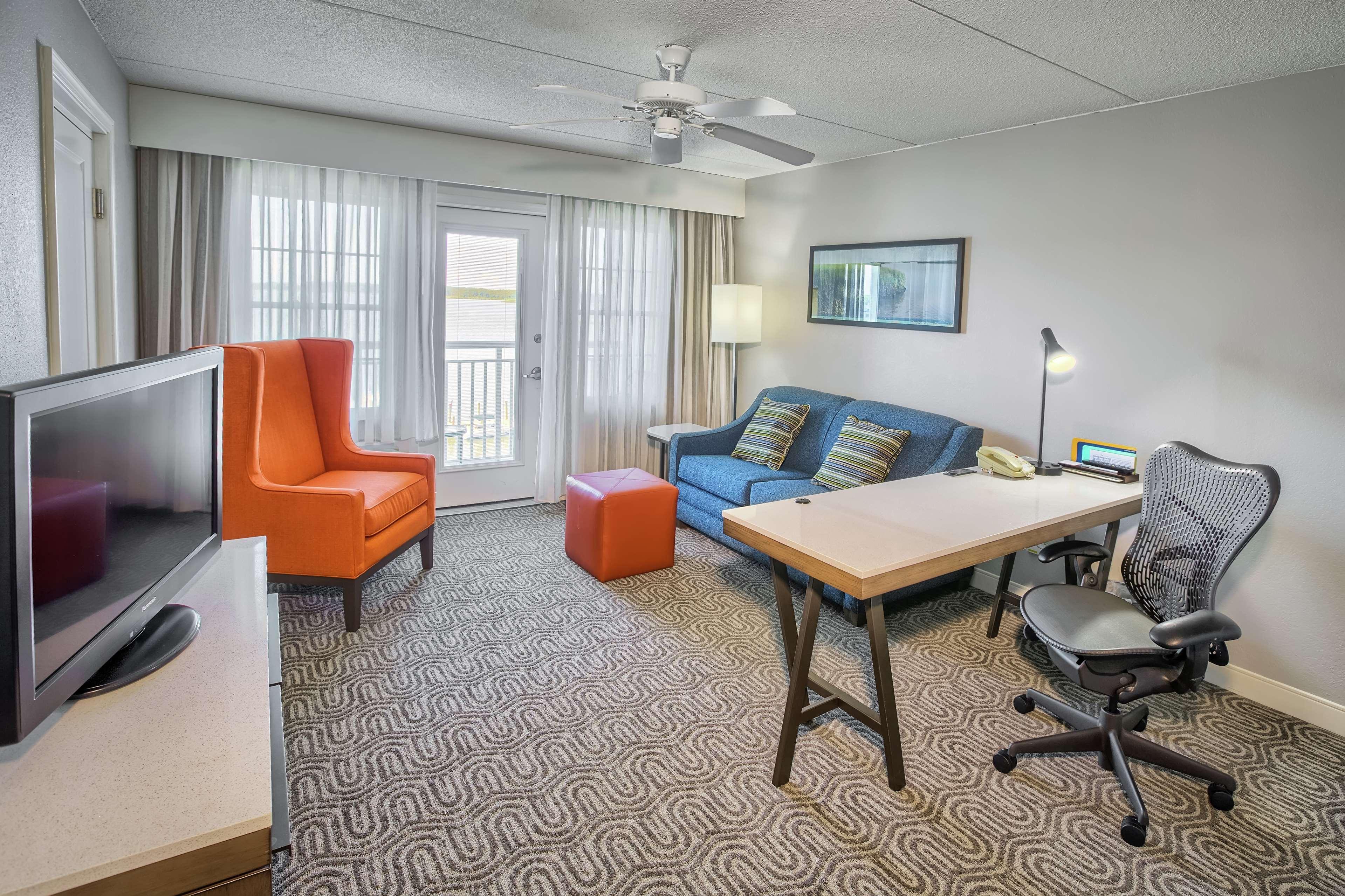 Hilton Garden Inn Kent Island Marina Grasonville Bagian luar foto