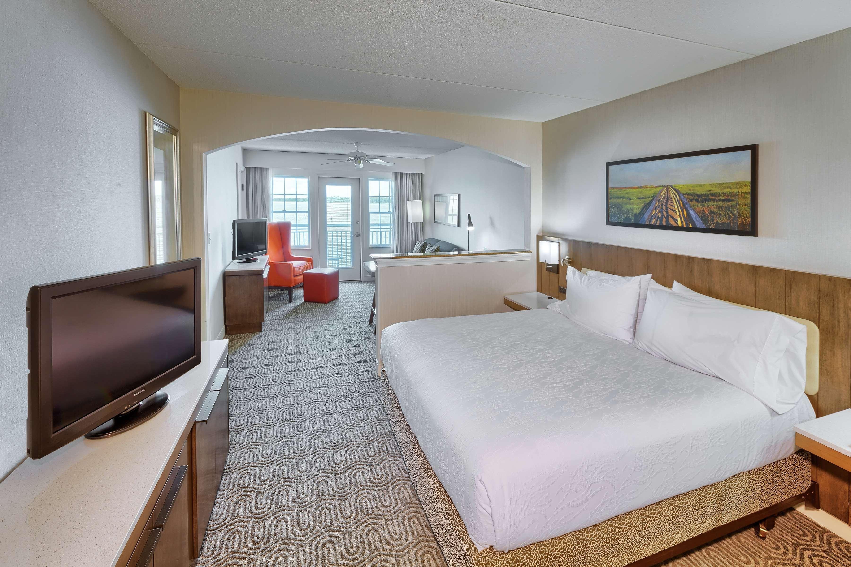 Hilton Garden Inn Kent Island Marina Grasonville Bagian luar foto